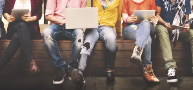 Establishing Good Credit in College