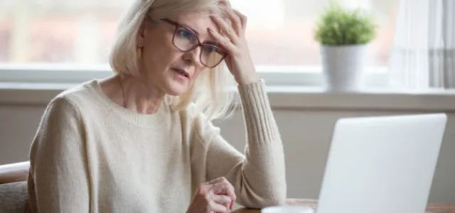 How Retirement Spending Changes with Time